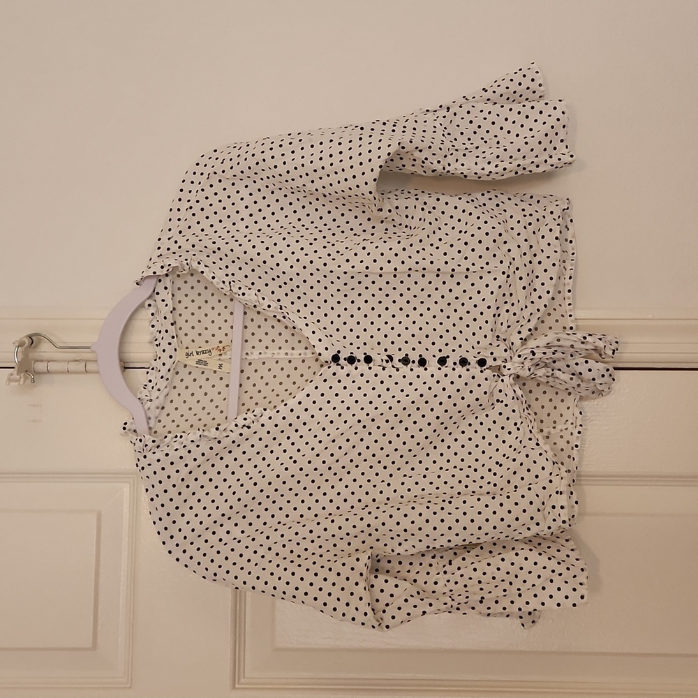 Girl Krazy White & Black 100% Cotton Polka-dot Crop Top. Size Medium